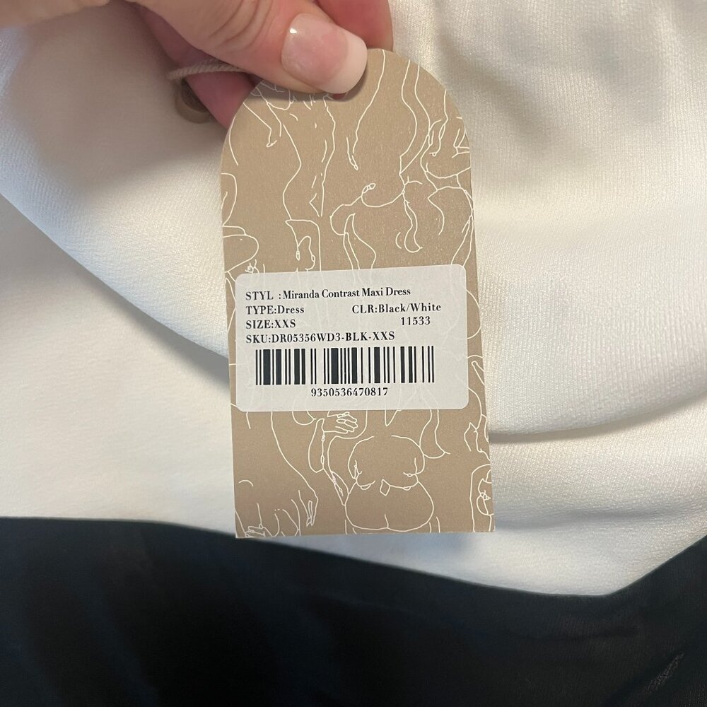 Meshki - Miranda Contrast Maxi Dress - Picture 10 of 10